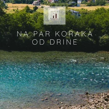 Heritage Ustikolina Tatil Evi *