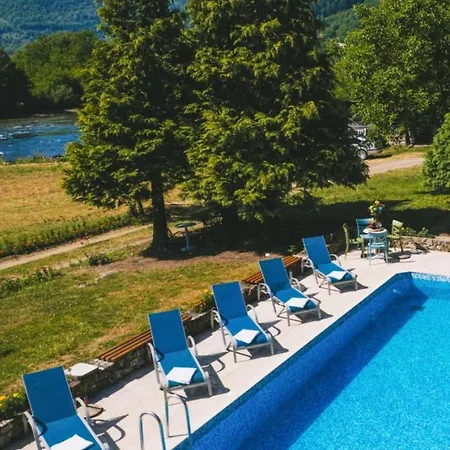 Heritage Ustikolina Tatil Evi Foca